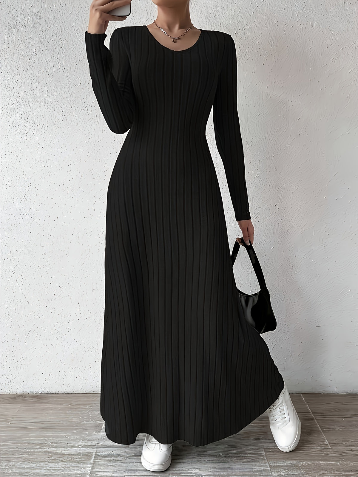 Iselin | Ribbed V-Neck A-Line Maxi Cocktail Dress for Women