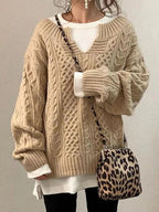 Leentje | V-Neck Cable Knit Sweater for Women