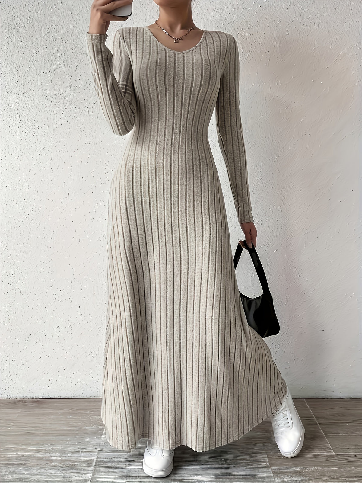 Iselin | Ribbed V-Neck A-Line Maxi Cocktail Dress for Women