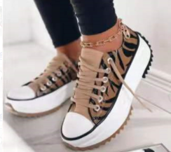 Nadalisse | Round-Toe Platform Loafers for Women